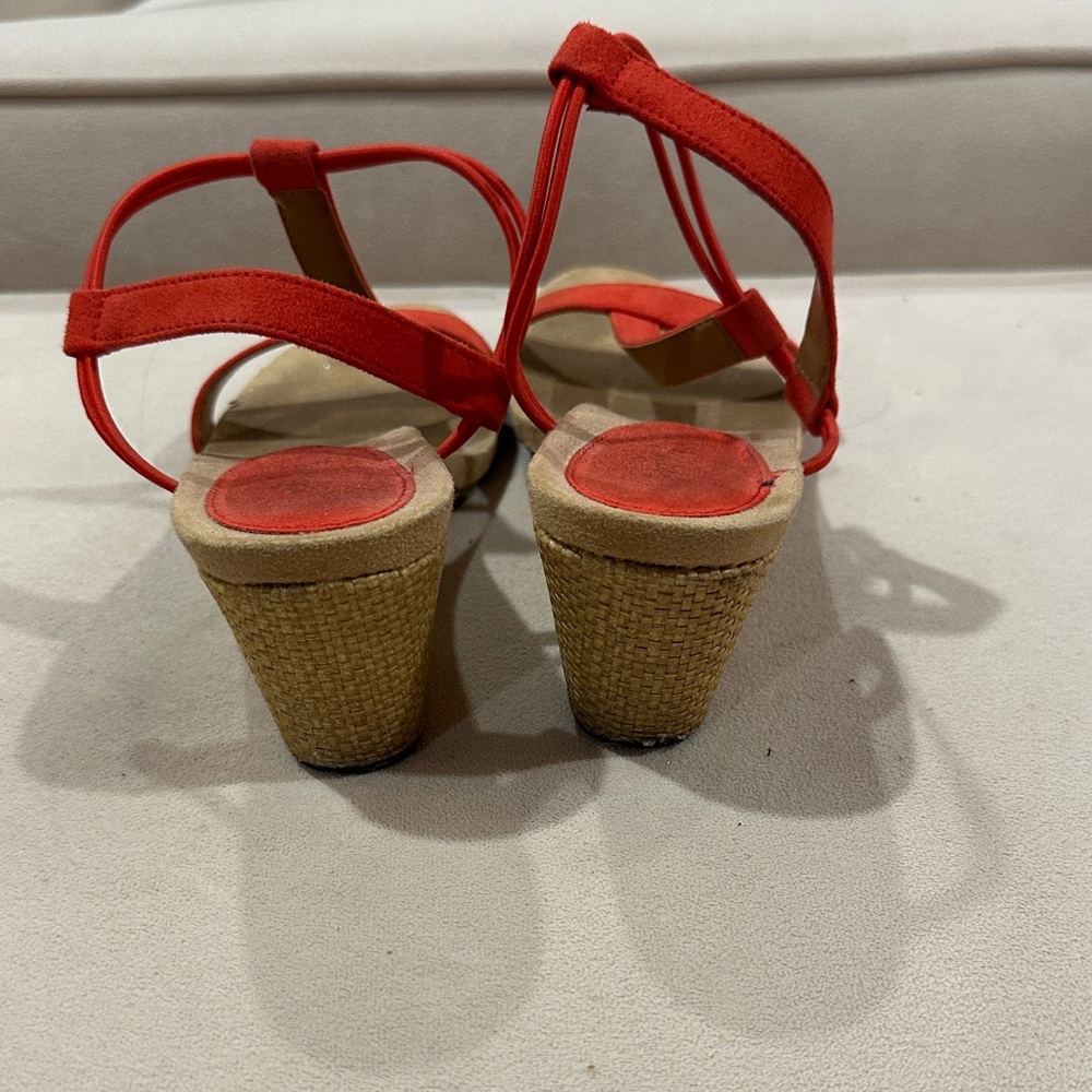 Red and Rattan Platform Sandals - Picture 4 of 5
